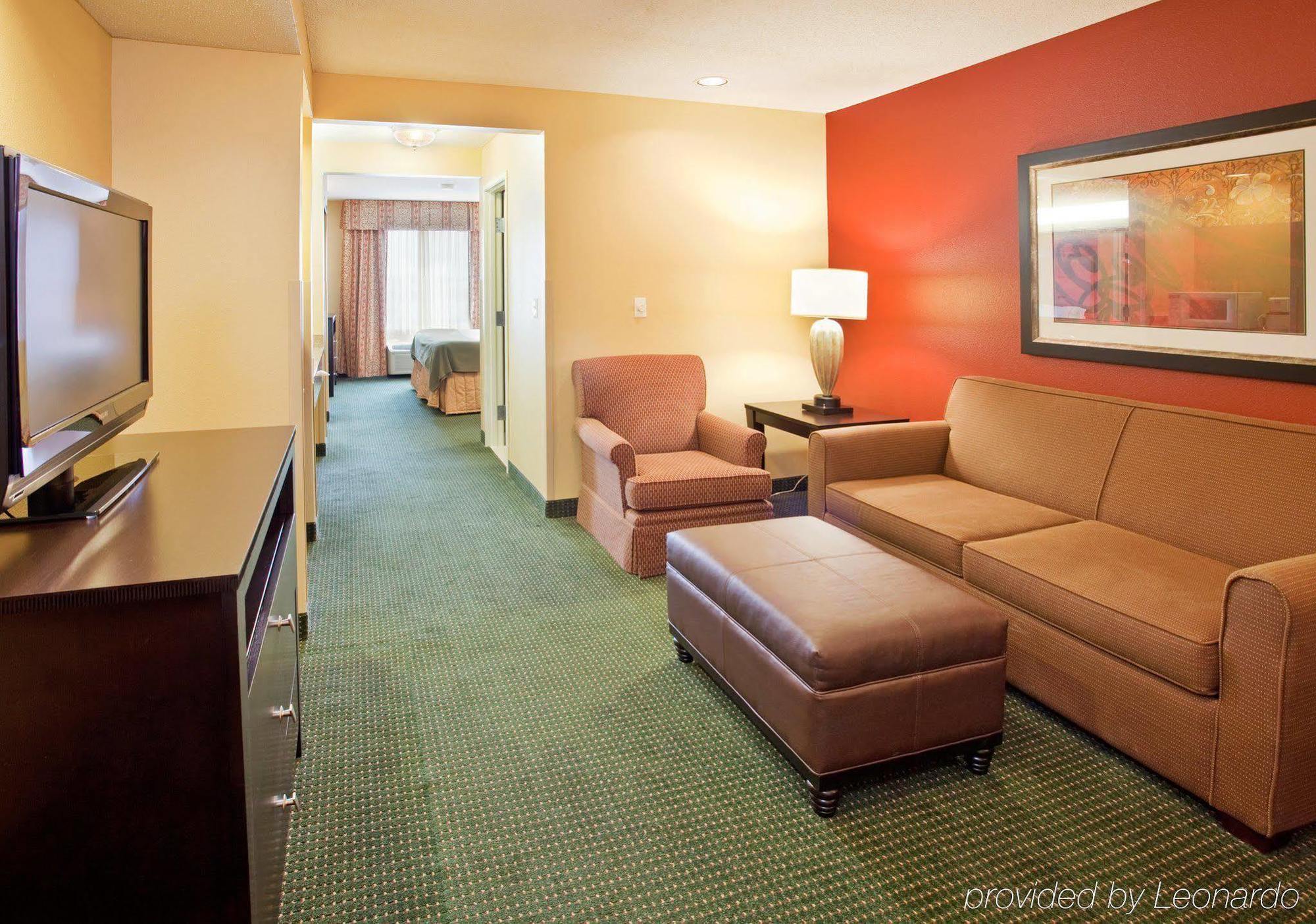 Holiday Inn Express Hotel & Suites Norfolk By Ihg Zimmer foto
